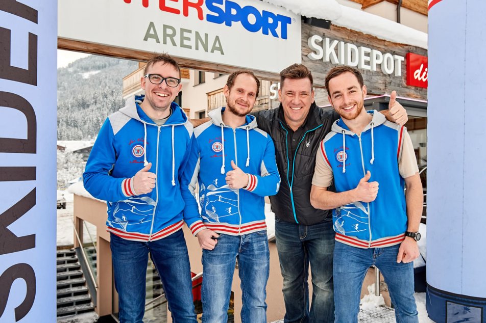 Team von Intersport Arena 2x in Flachau 